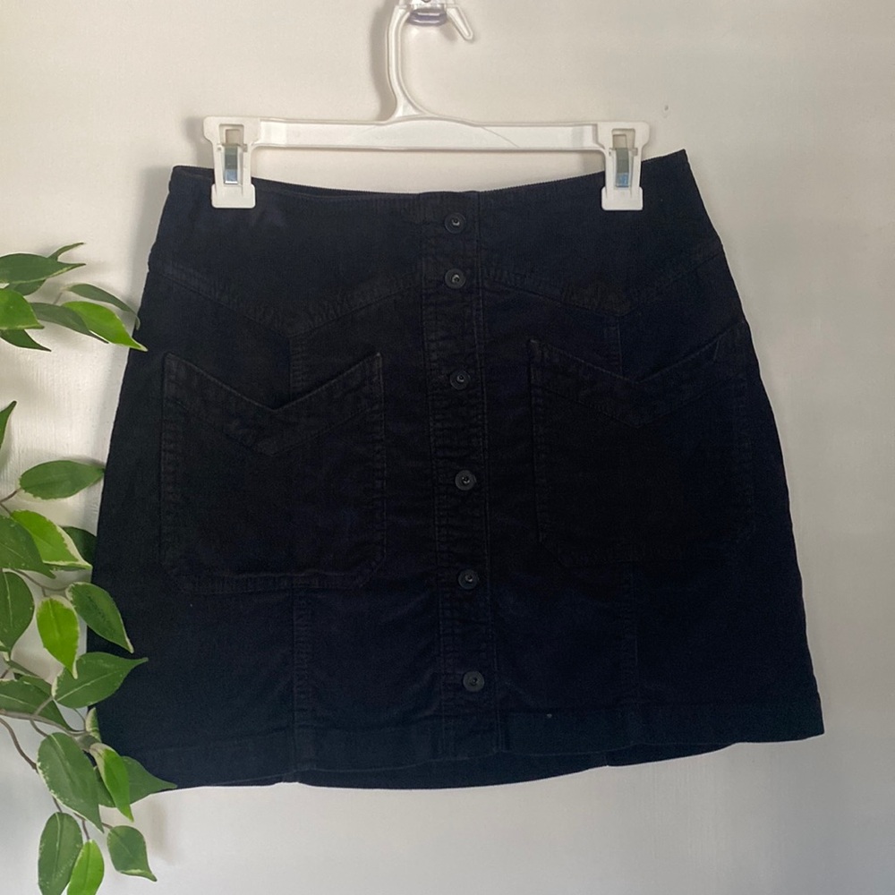 4 for $20/Free People black corduroy mini skirt western pockets- size 2